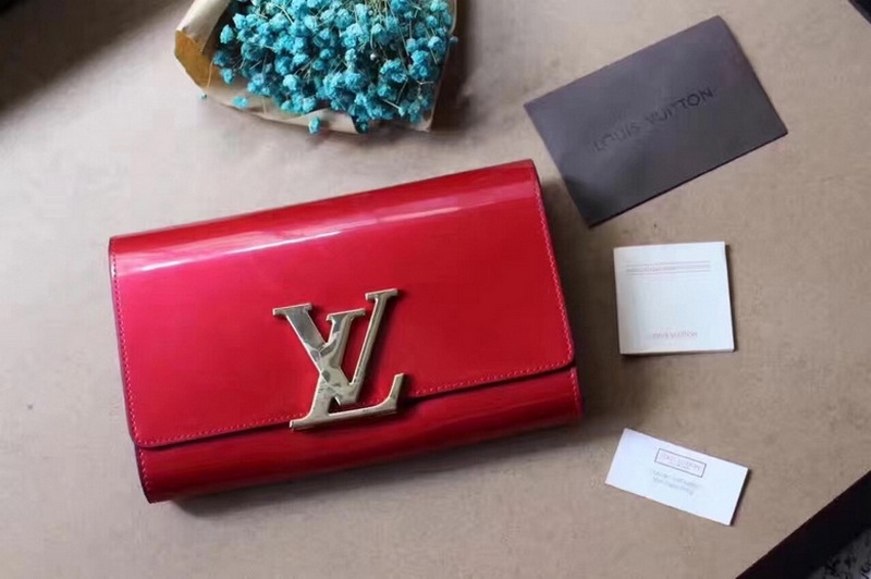 LV Wallets 323